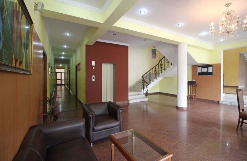 Capital O 6977 Hotel Clarks