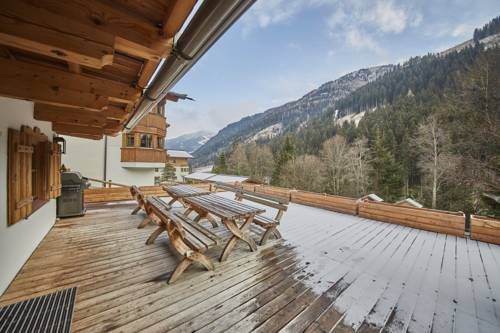 Outdoor Pictures 23