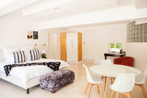 Purple Rayn Boutique Guest House