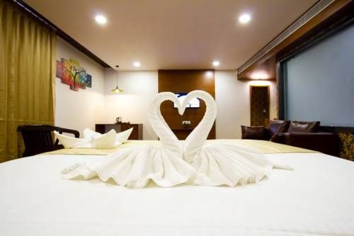 Jalashray Resort