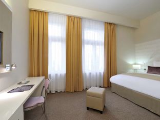 Hotel Image 2