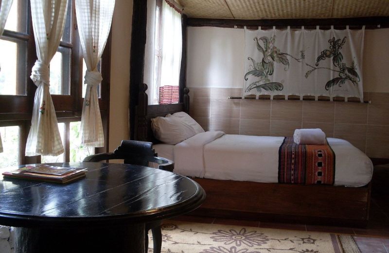 Tharnthong Lodges