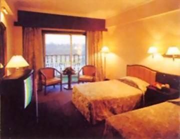 Airport Garden Hotel