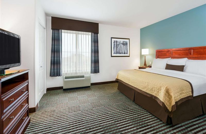 Baymont by Wyndham Denver International Airport