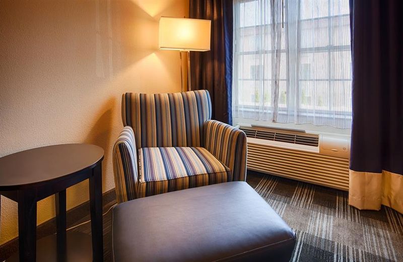 Best Western Hartford Hotel and Suites