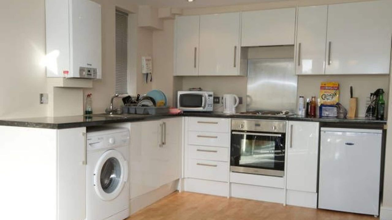 Buckingham Apartment