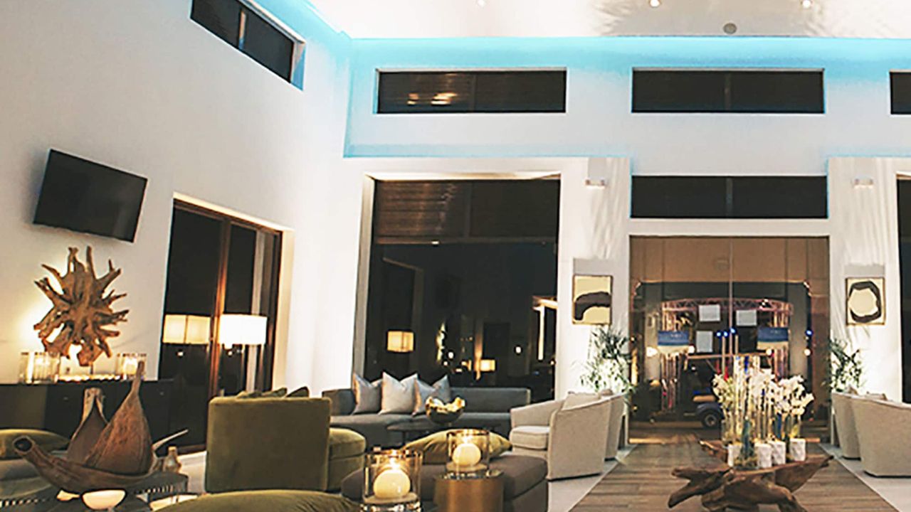 Gold Coast Luxurious and Stylish Condo