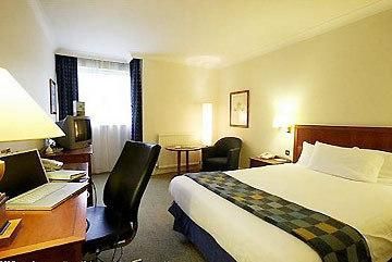 Holiday Inn Leeds-Wakefield M1 Jct40, an IHG Hotel