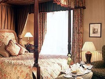 Mercure Salisbury White Hart Hotel
