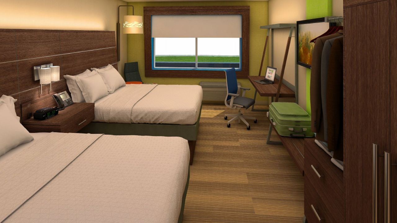 Holiday Inn Express & Suites Blackwell, an IHG Hotel