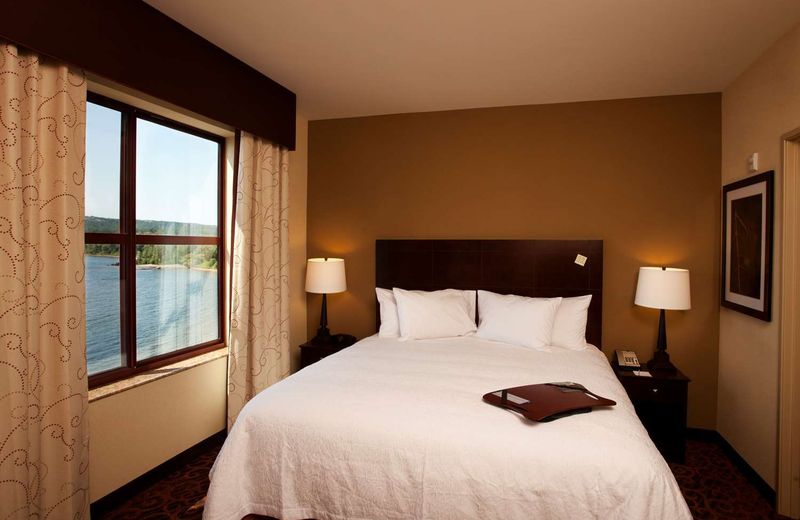Hampton Inn Marquette-Waterfront