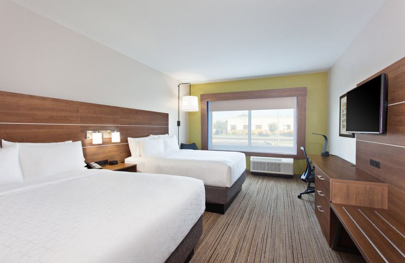 Holiday Inn Express & Suites - Moses Lake, an IHG Hotel