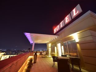 Hotel Image 1
