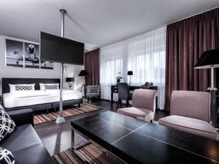 Hotel Image 2