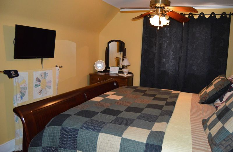 Maple Street Bed and Breakfast LLC