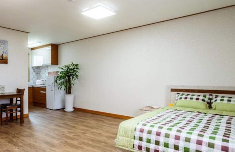Mendorong House