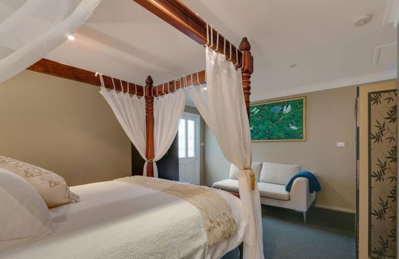 Mountainside B & B