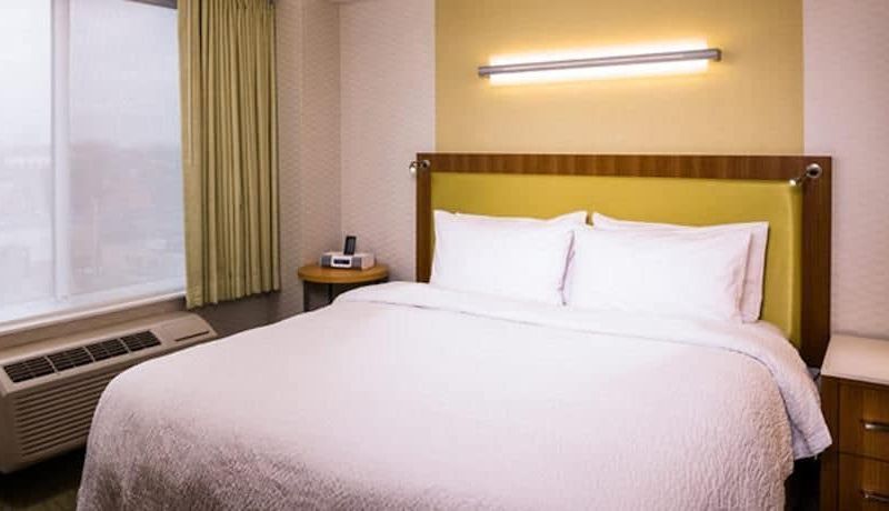 SpringHill Suites by Marriott New York LaGuardia Airport