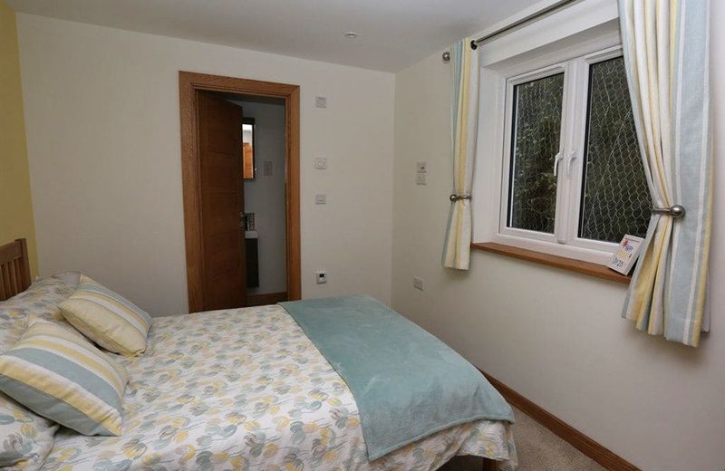 Holywell Bay B & B