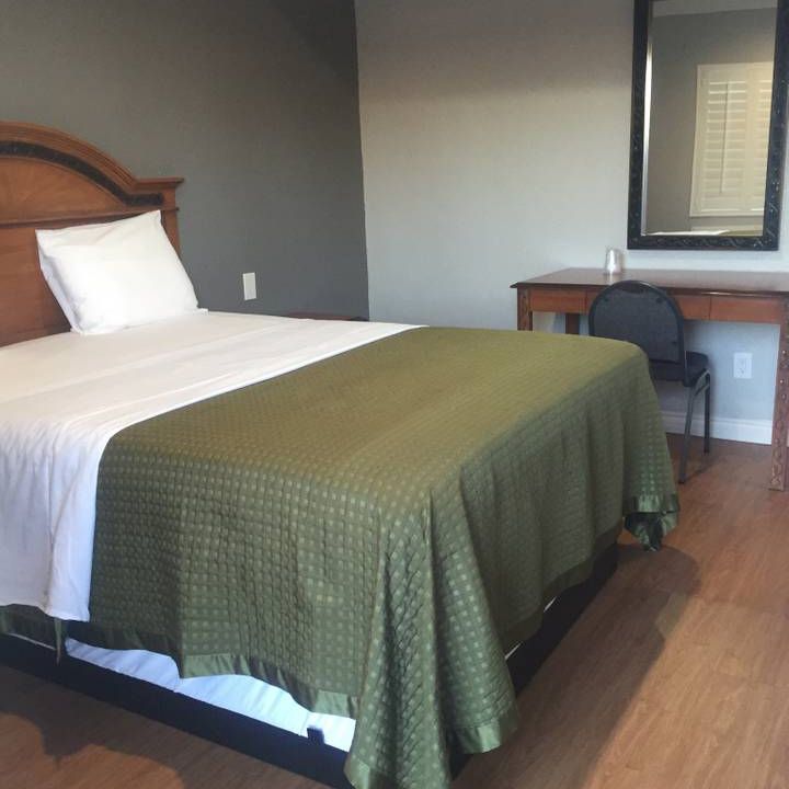 Town House Motel