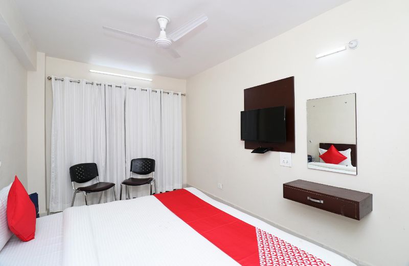 OYO 24520 Hotel Shivalik Ganga