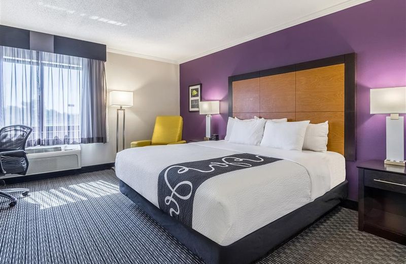 La Quinta by Wyndham Cleveland - Airport North