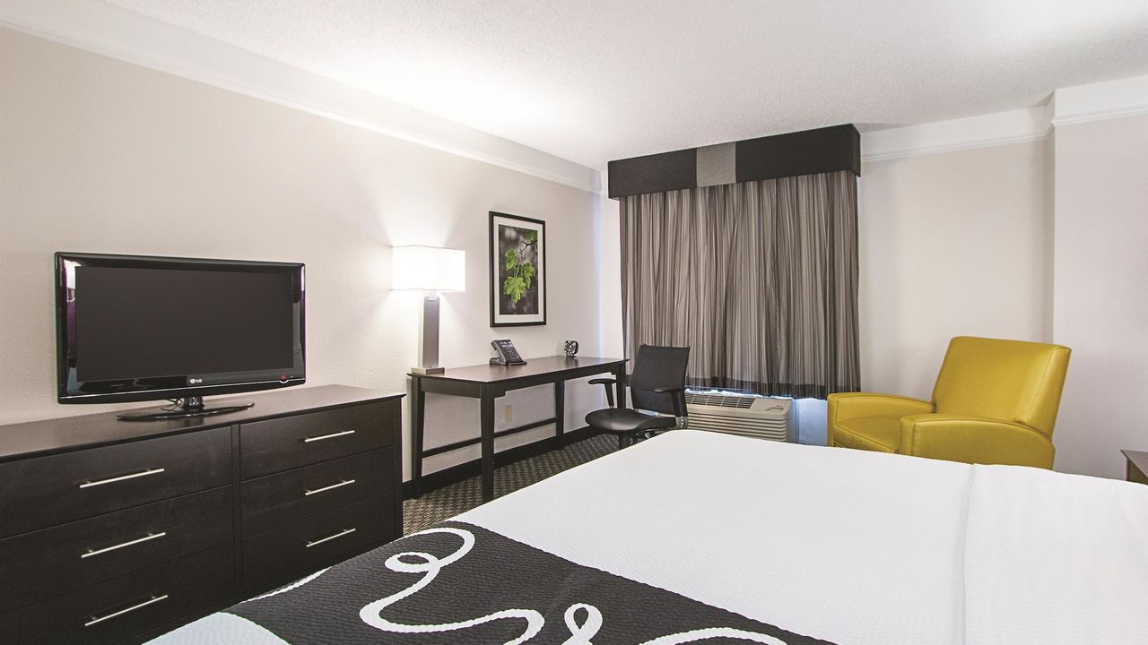 La Quinta by Wyndham Miami Lakes