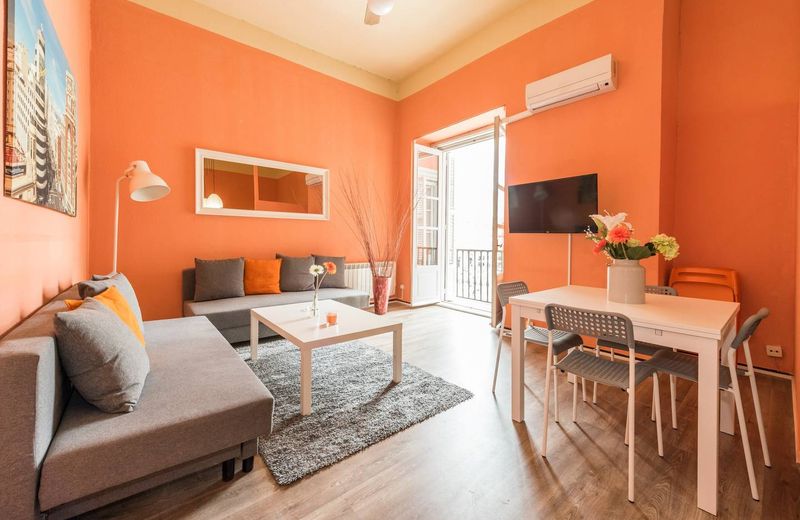 Calle Mayor Apartment by FlatSweetHome
