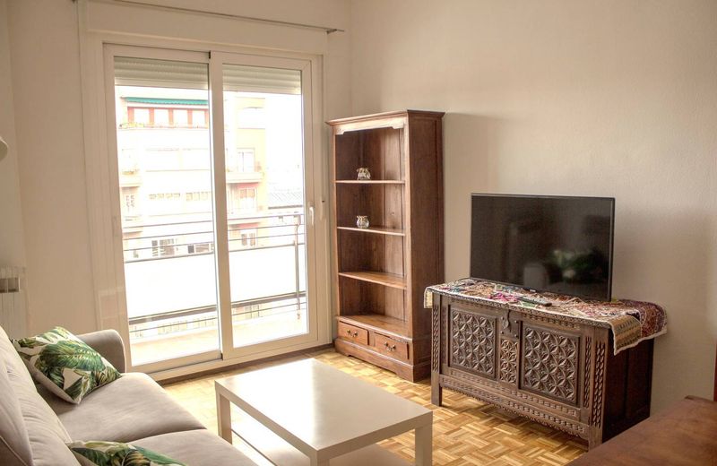 Apartamento luminoso junto a estacion Av. America.