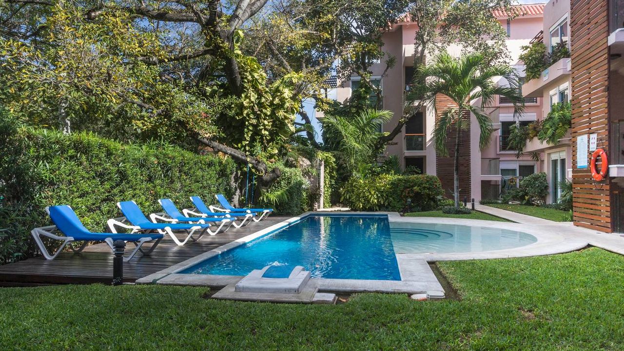 Via Tendenza Condos