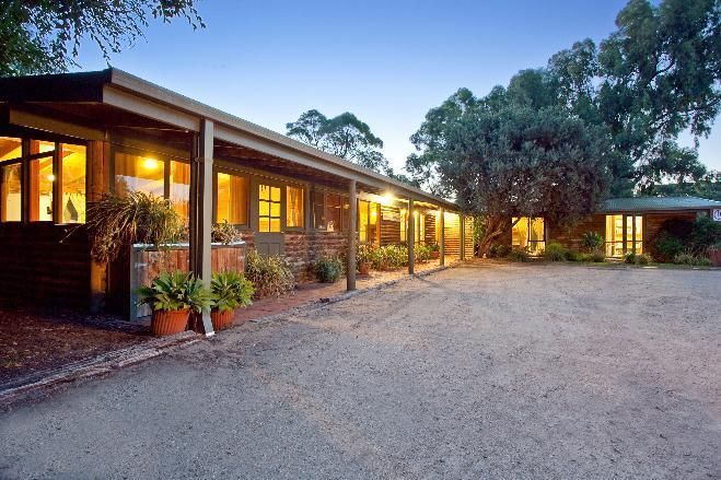 Bayplay Beach Cottage - Pet Friendly