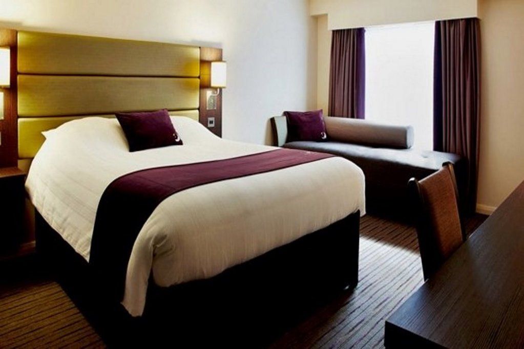 Premier Inn Gatwick Crawley Town West