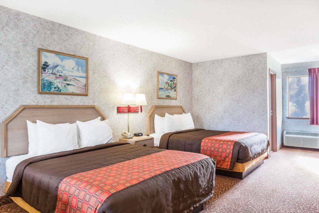 Days Inn by Wyndham Weedsport
