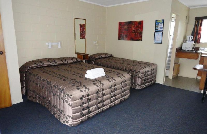 Wayfarer Motel
