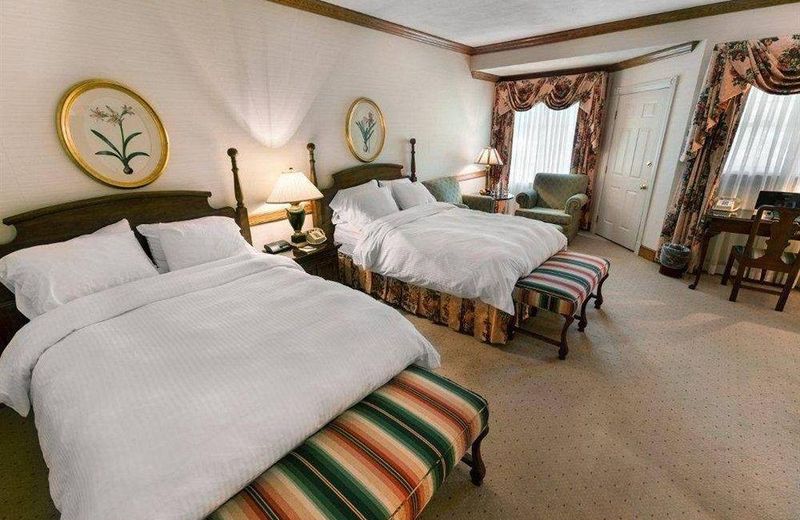 Chateau Merrimack Resort & Spa