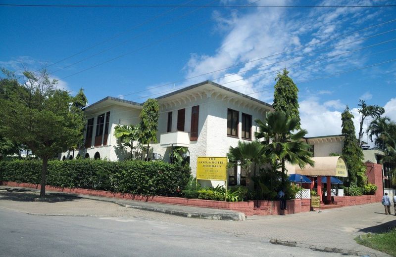Lotus Hotel