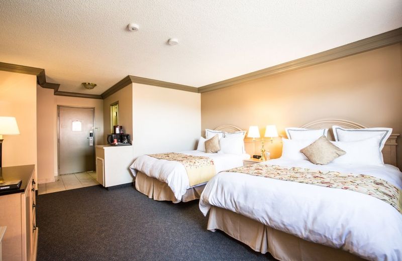 Nomad Hotel & Suites