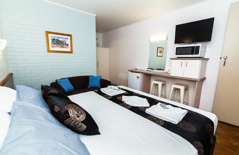 Gladstone Motel