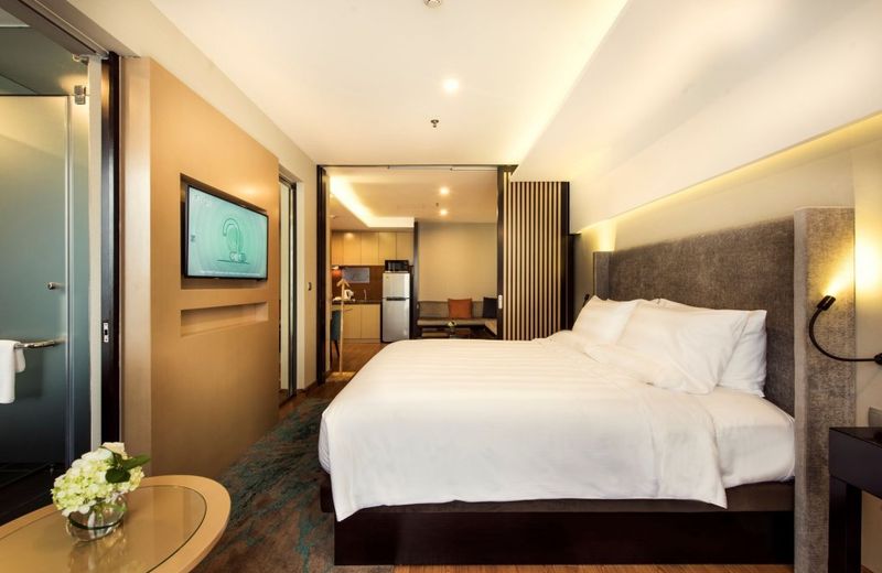 Novotel Suites Hanoi