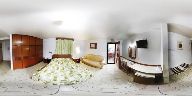 DIPLOMATA HOTEL