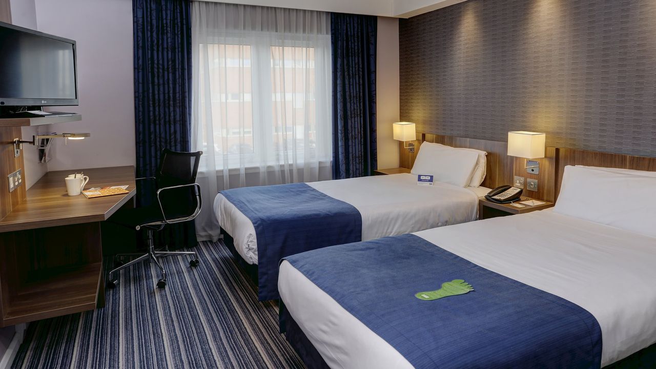 Holiday Inn Express Windsor, an IHG Hotel