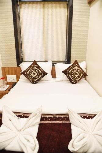 Hotel Flora Fountain,Fort