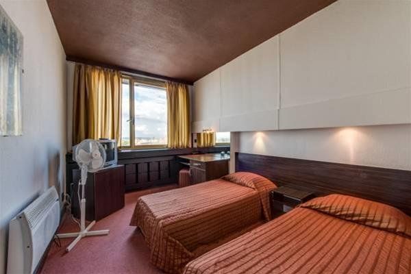 MADARA HOTEL