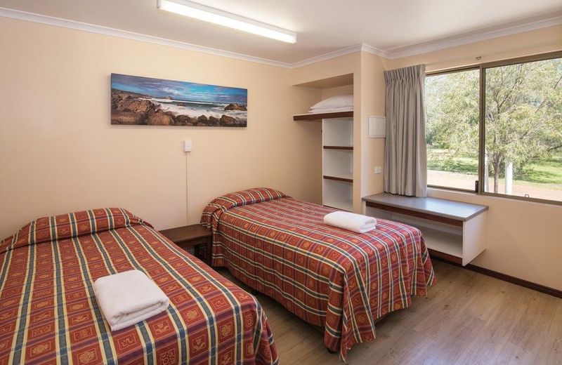 Siesta Park Holiday Resort ABSOLUTE BEACHFRONT RESORT