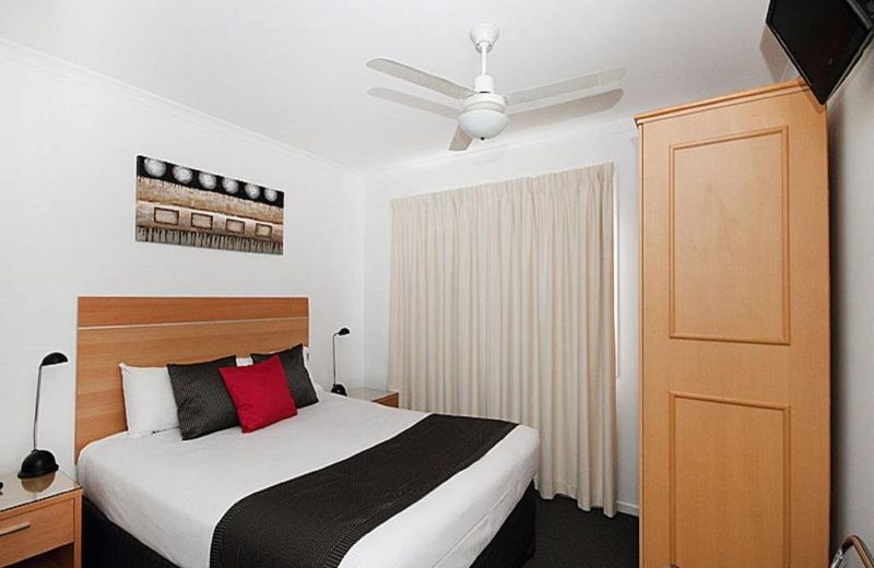 Browns Plains Motor Inn