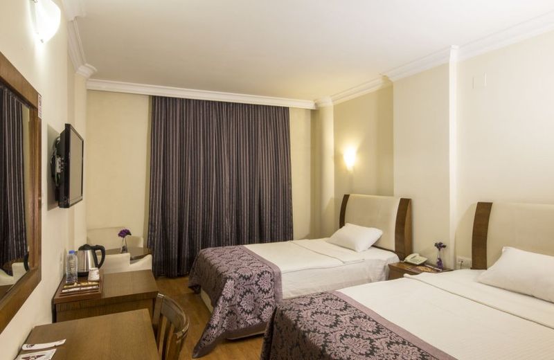 Tarbus Hotel