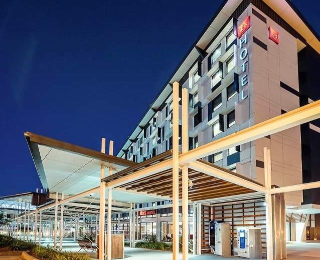 Ibis Mackay