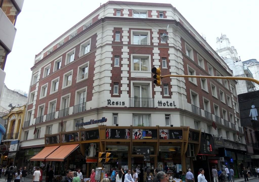 Regis Hotel