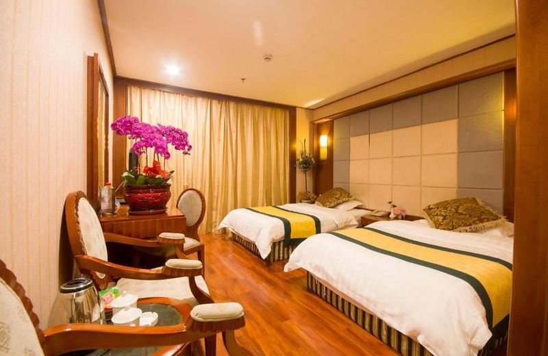 Yicheng Business Hotel