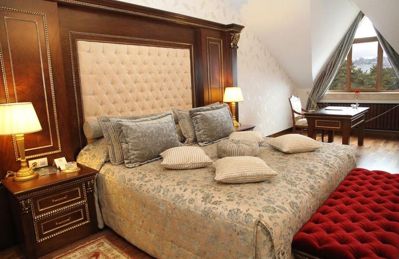 Buyuk Abant Hotel